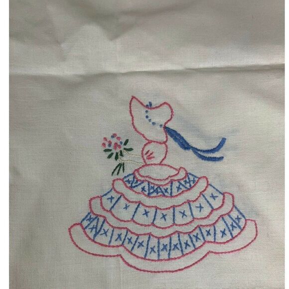 Vintage Embroidery Hand-quilted Sunbonnet Table Runner W Wide Heavy Lace Trim - Picture 3 of 4